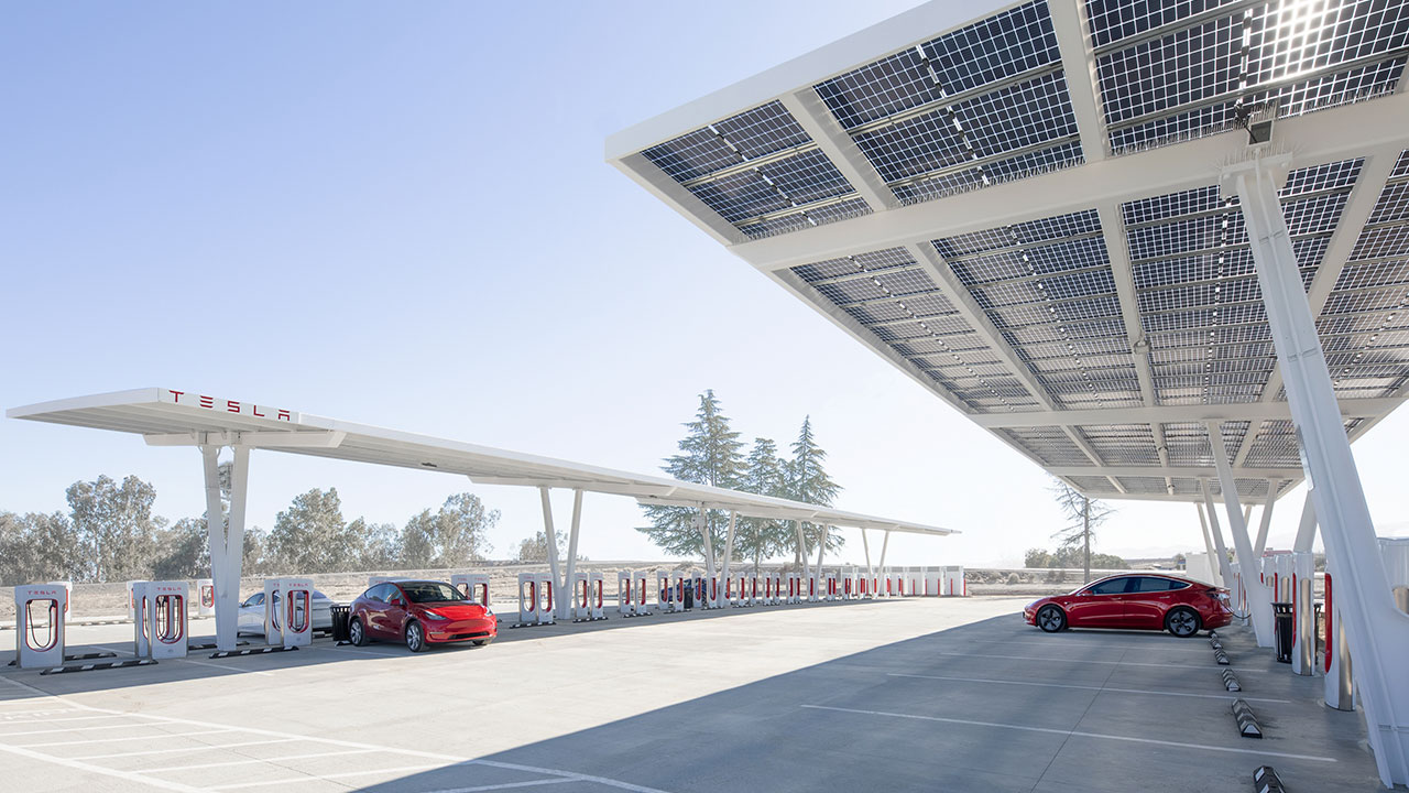 World's largest 100+ stall Tesla Supercharger station is coming to